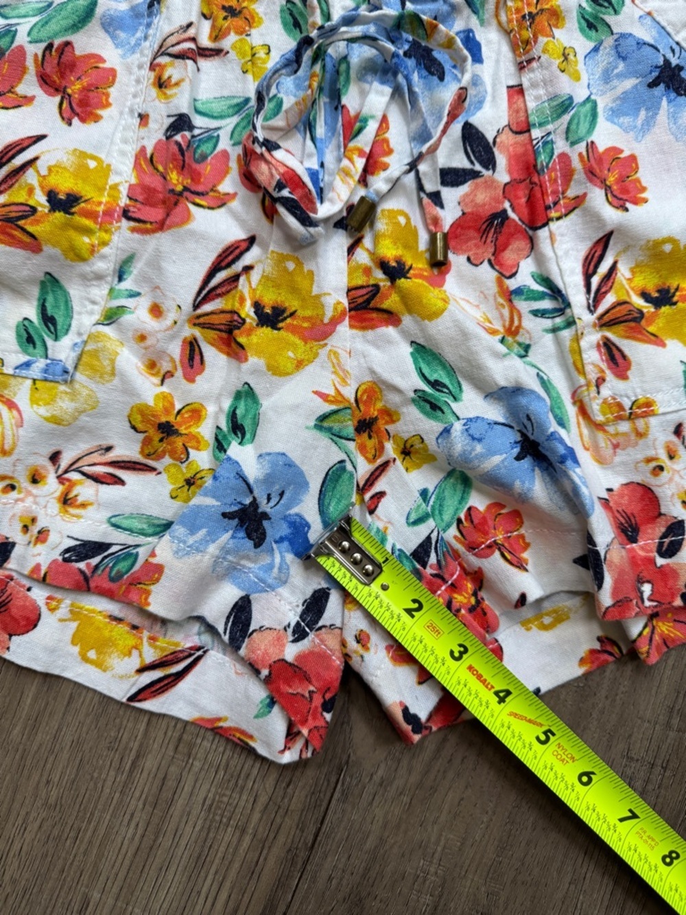 St. John's Bay White Floral Drawstring Linen Shorts - Size Extra Large - Picture 2 of 11